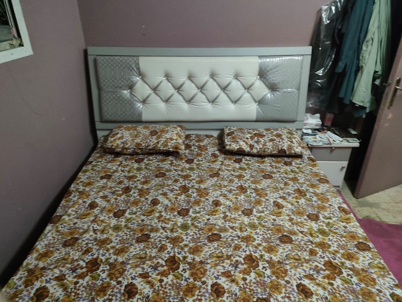 Riyadh, Appliances, SAR 450,  Family Used King Size Double Bed With Spring Mattres