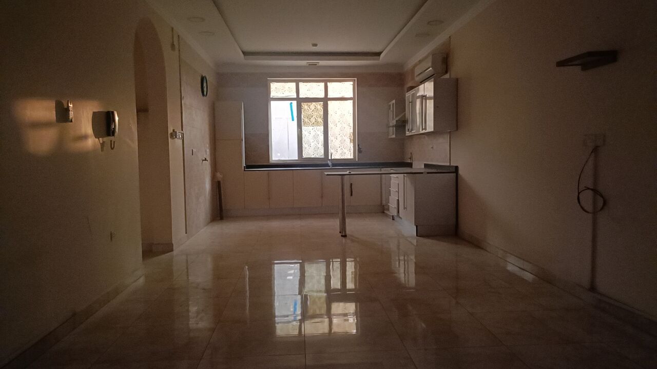 Mahooz, Apartments, Flats, Houses & Villas, BHD 190/month,  2 BR,  130 Sq. Meter,  Semi Furnished 2bhk Without Ewa