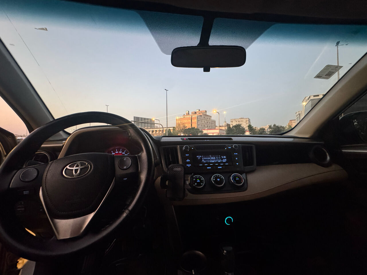 Jeddah, Vehicles, Cars & Trucks , SAR 44500,  Toyota RAV4,  2014,  Automatic,  199000 KM,  Rav4