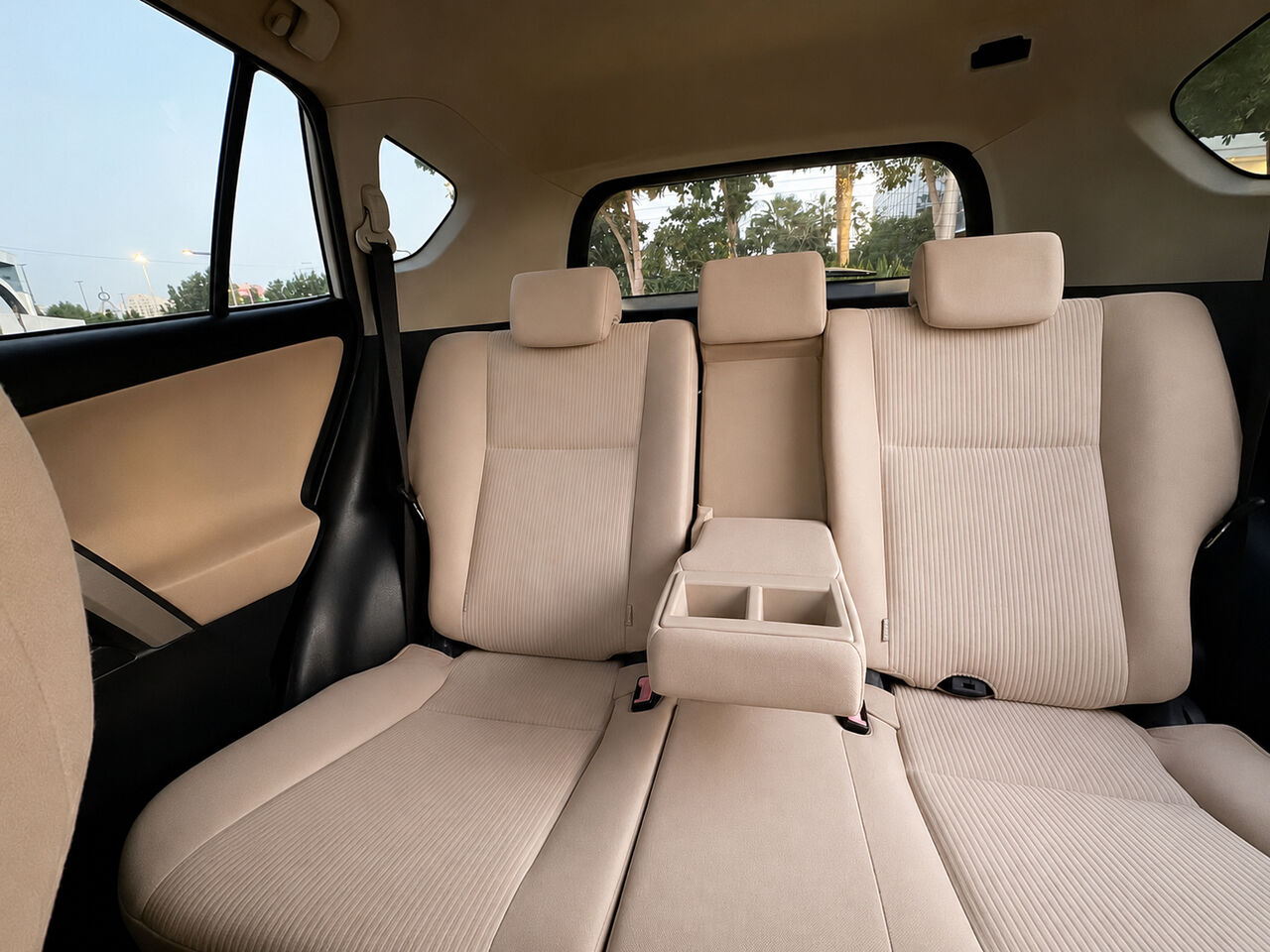 Jeddah, Vehicles, Cars & Trucks , SAR 44500,  Toyota RAV4,  2014,  Automatic,  199000 KM,  Rav4
