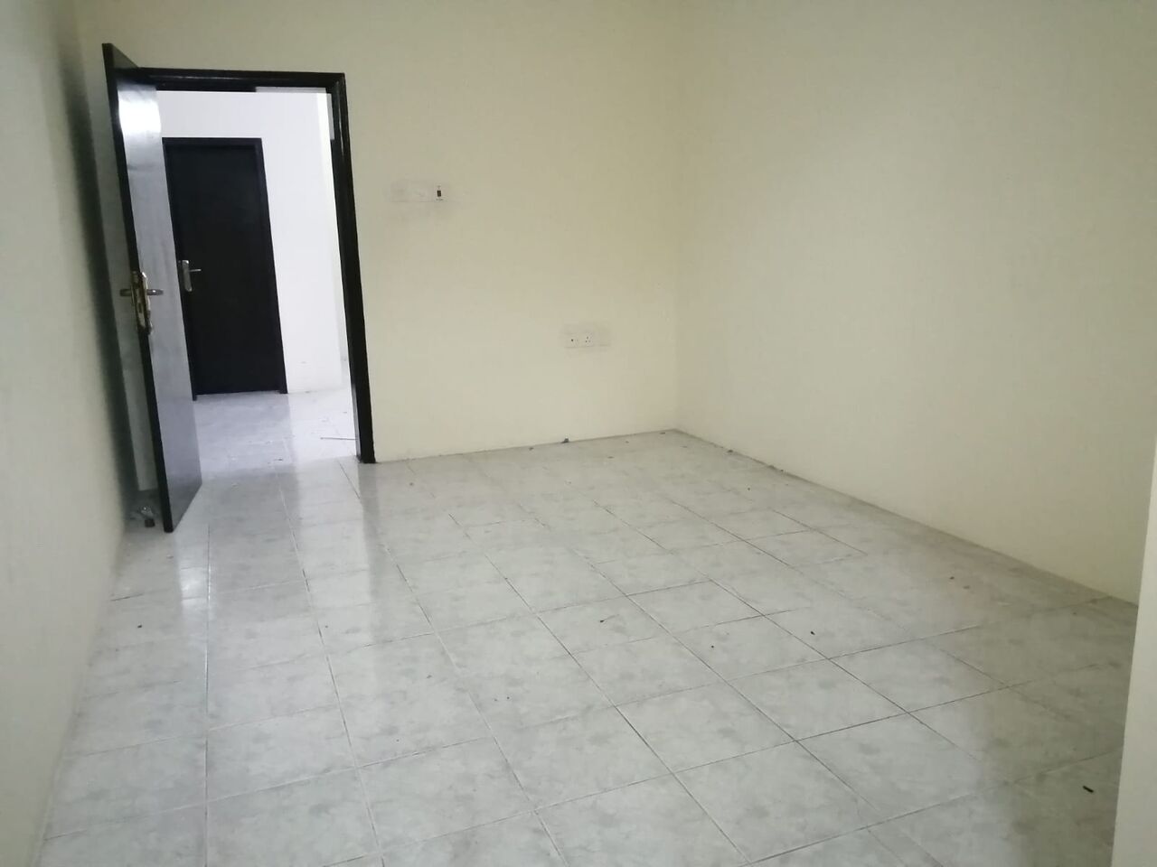 East Riffa, Apartments, Flats, Houses & Villas, BHD 150/month,  100 Sq. Meter,  Flat For Rent In Bukawarah Riffaa Near To Ramez 3bedrooms