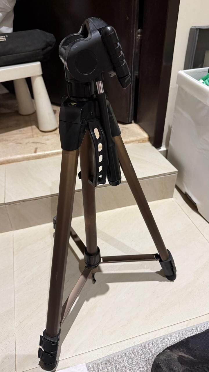 Riyadh, Photo & Video, SAR 30,  Tripod