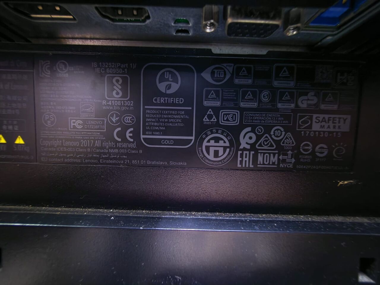 Jeddah, Computers, SAR 200,  Lenovo ThinkVision LCD 22&rsquo; With Camera
