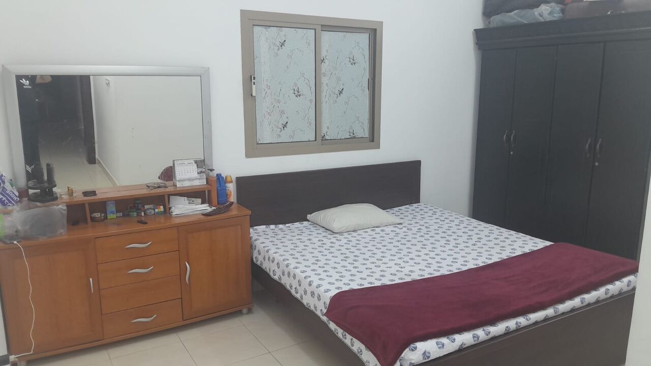 Jid Ali, Rooms for Rent, BHD 120/month,  Furnished,  1 Big Room Available In 3bhk Flat