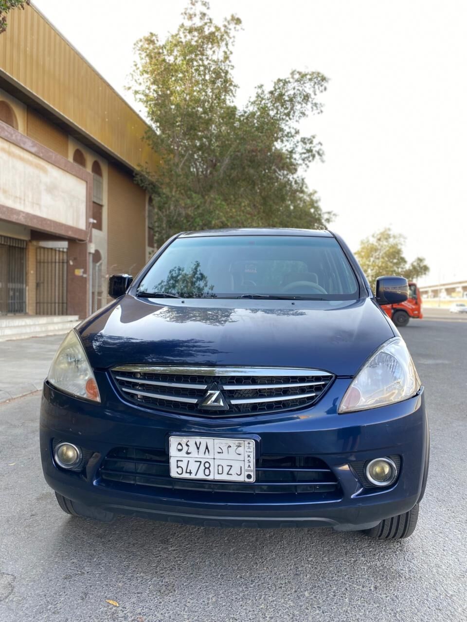 Riyadh, Vehicles, Cars & Trucks , SAR 20000,  Mitsubishi Z7,  2015,  Automatic,  190 KM,  Urgent Sale