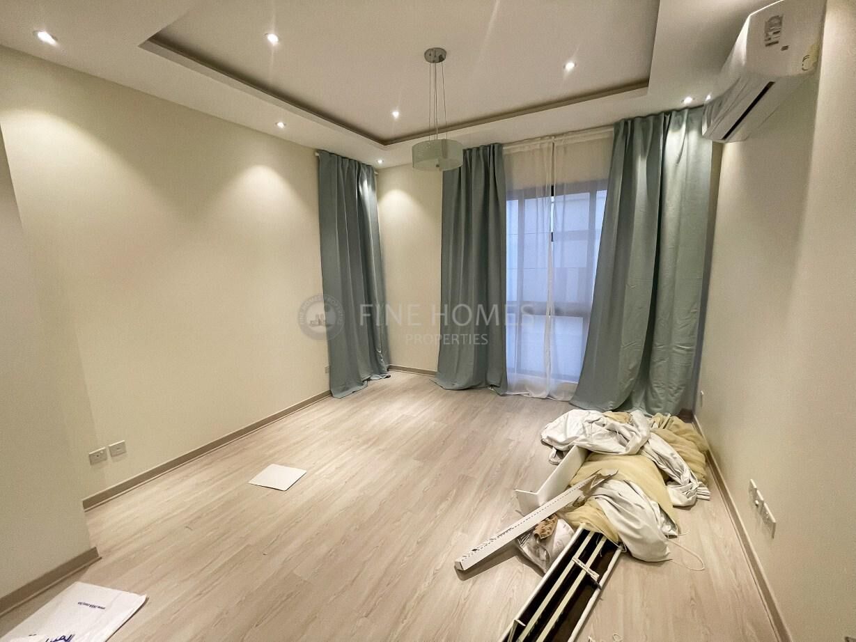 Manama, Villas, BHD 600,  300 Sq. Meter,  INCLUSIVE | PRIVATE BACKYARD | MODERN