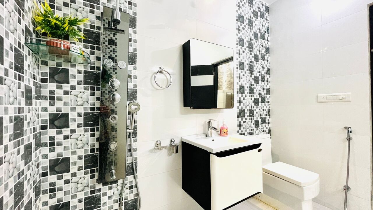 Jaipur, Apartments, Flats, Houses & Villas, INR 8500/day,  Furnished,  3 BR,  1800 Sq. Feet,  Three Bedroom Apartment Jaipur