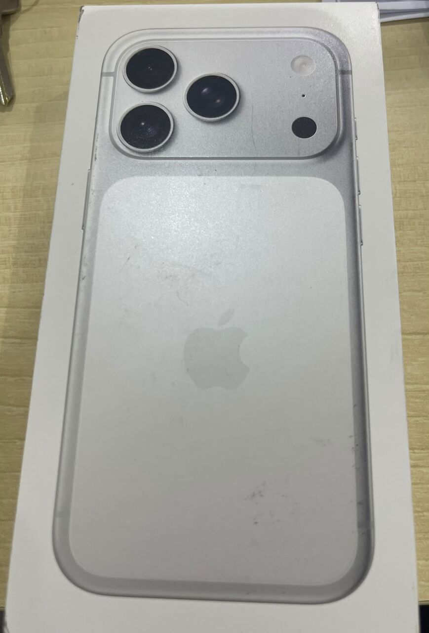 Riyadh, Mobile Phones, SAR 4300,  IPhone 17 Pro &ndash; (256 GB)