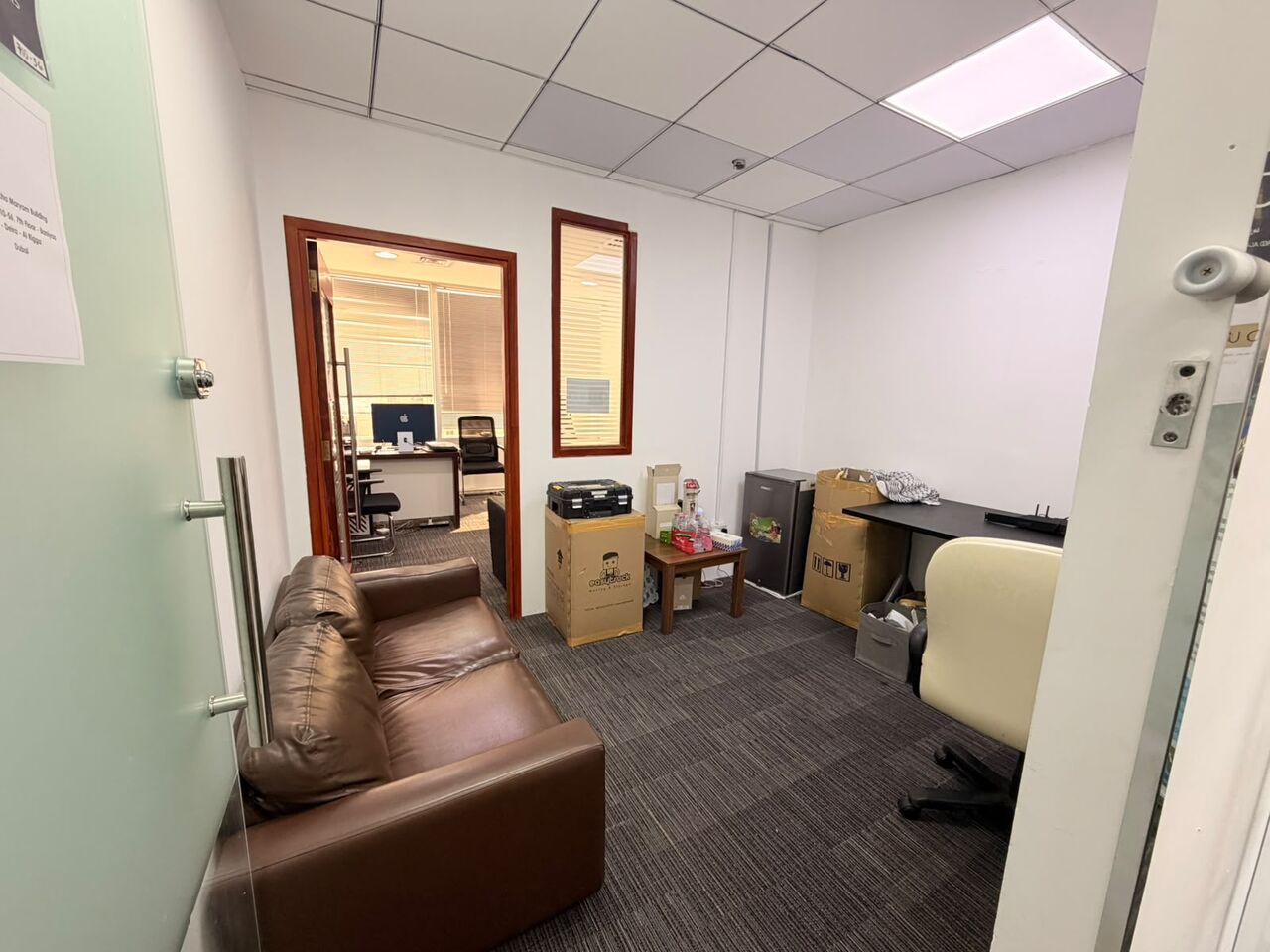 Dubai, Offices, AED 40000,  250 Sq. Feet,  Premium 250 Sq. Ft. Office For Rent &ndash; Dubai