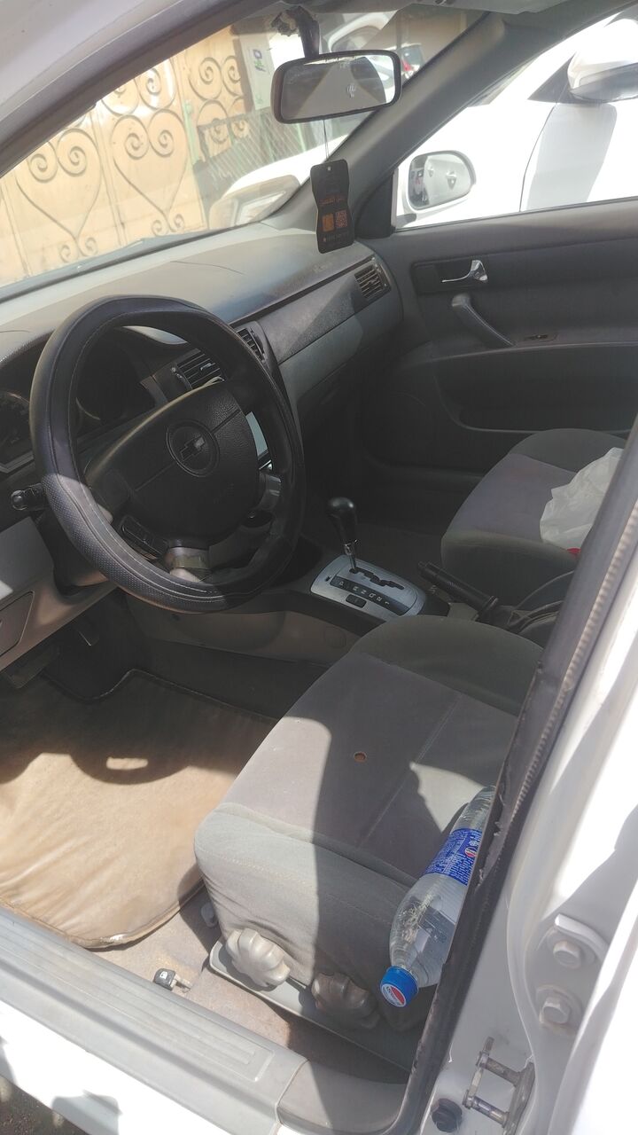 Jeddah, Vehicles, Cars & Trucks , SAR 5500,  Chevrolet Optra,  2011,  Automatic,  332600 KM,