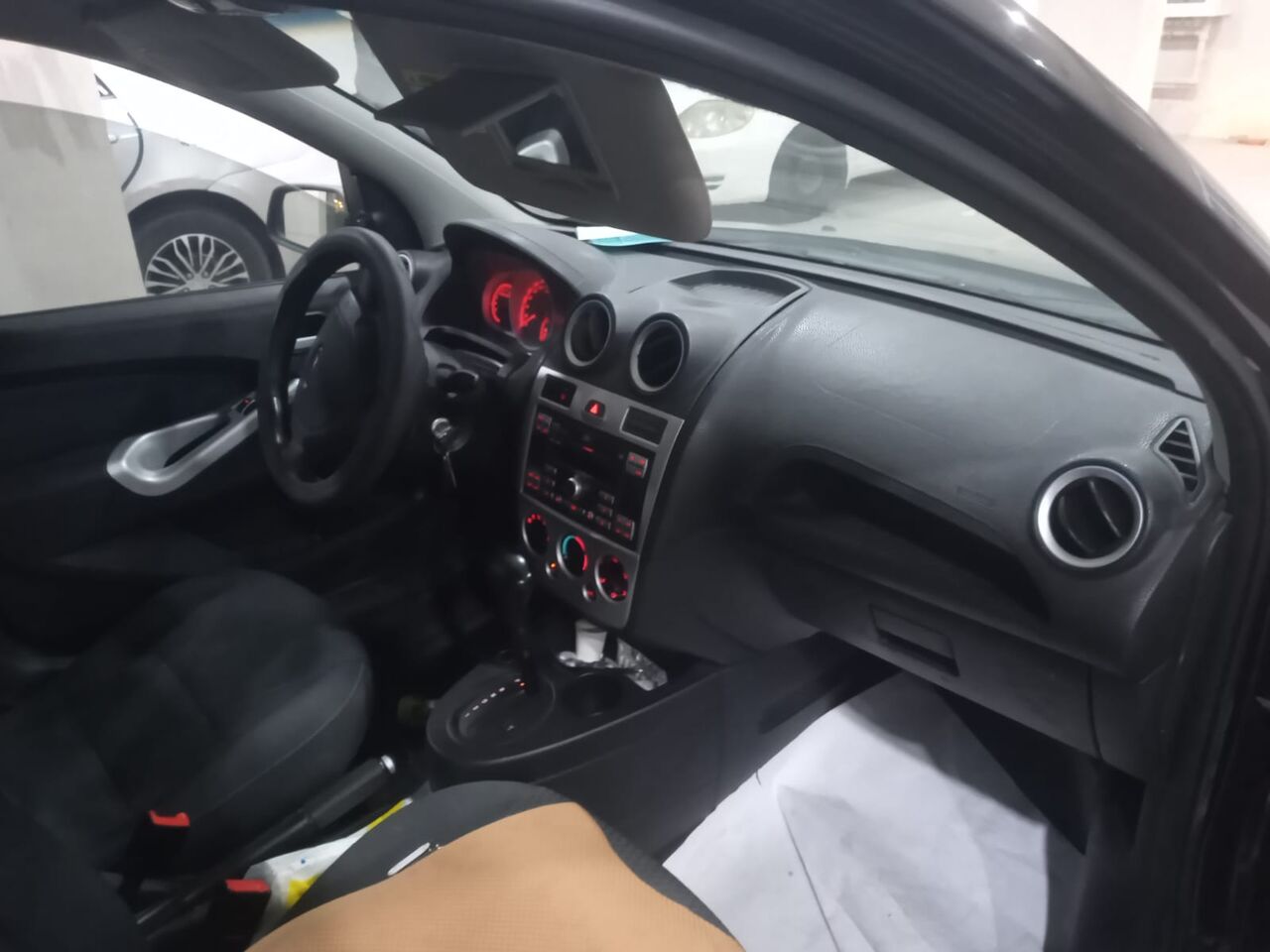 East Riffa, Vehicles, Cars & Trucks , BHD 950,  Ford Figo,  2014,  Automatic,  110000 KM,  Urgent Sale
