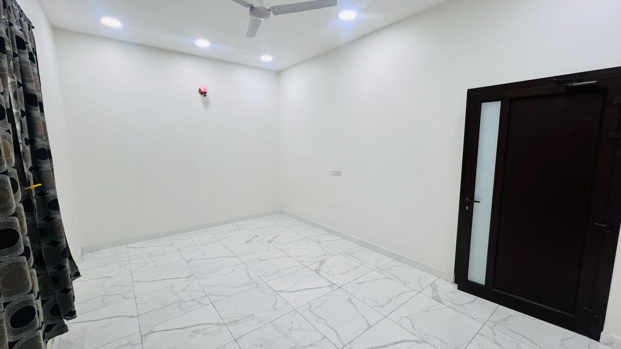 Sanabis, Apartments, Flats, Houses & Villas, BHD 180/month,  1 BR,  Unfurnished Apartment For Rent In Sanabis