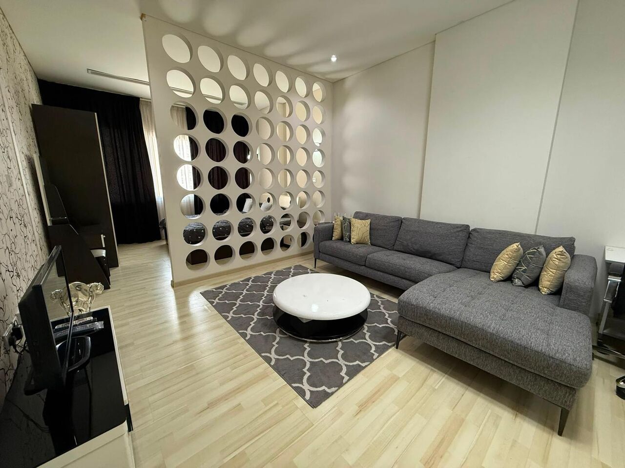 Busaiteen, Apartments, Flats, Houses & Villas, BHD 250/month,  Furnished,  Studio,  Apartment For Rent In Busaiteen | Near RCSI