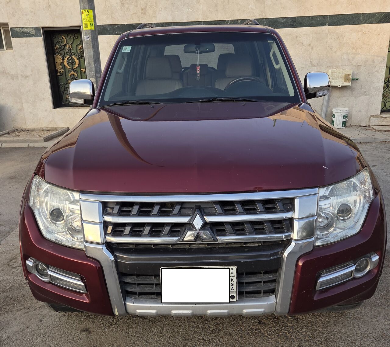 Olaya, Vehicles, Cars & Trucks , SAR 42000,  Mitsubishi Pajero,  2016,  Automatic,  186000 KM,  ,   Model,  ,  186,000 KM,    GLS,  Pajero  GLS 3,500 Cc