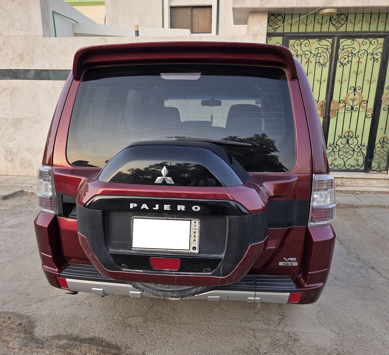 Olaya, Vehicles, Cars & Trucks , SAR 42000,  Mitsubishi Pajero,  2016,  Automatic,  186000 KM,  ,   Model,  ,  186,000 KM,    GLS,  Pajero  GLS 3,500 Cc