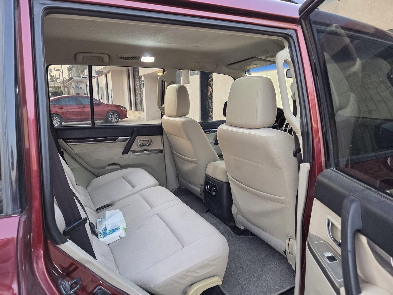 Olaya, Vehicles, Cars & Trucks , SAR 42000,  Mitsubishi Pajero,  2016,  Automatic,  186000 KM,  ,   Model,  ,  186,000 KM,    GLS,  Pajero  GLS 3,500 Cc