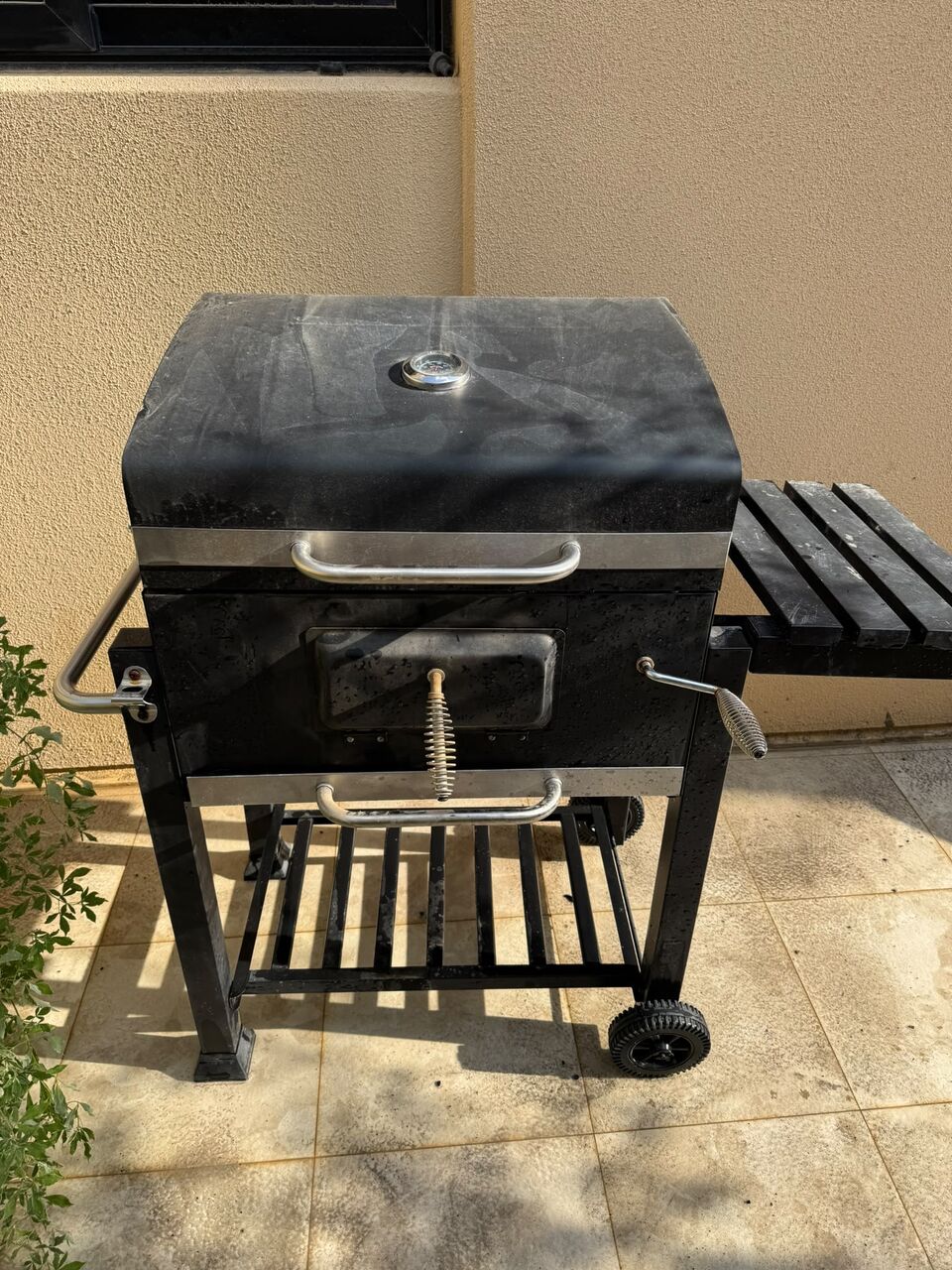 Riyadh, Furniture, SAR 300,  Babrbecue Grill With Protective Cover