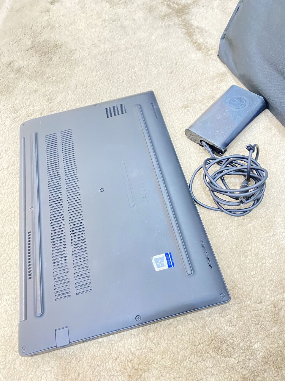 Riyadh, Computers, SAR 800,  Dell 7490 ,Core I7-8th Generation, SSD 256GB, Ram 12GB