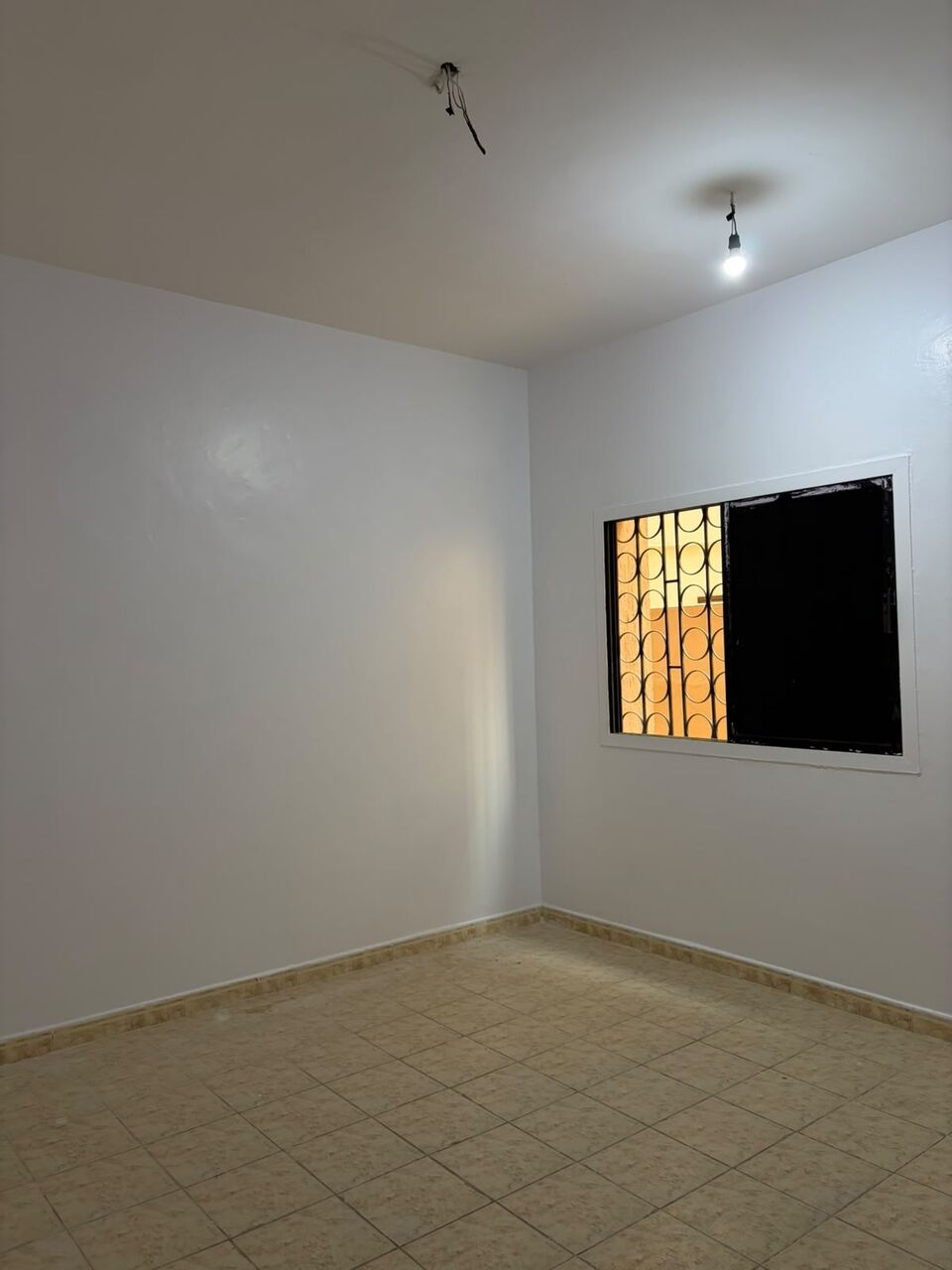 Jeddah, Apartments, Flats, Houses & Villas, 4 BR,  Apartment For Rent In Al Faisaliyah, Jeddah &ndash; Prime Location