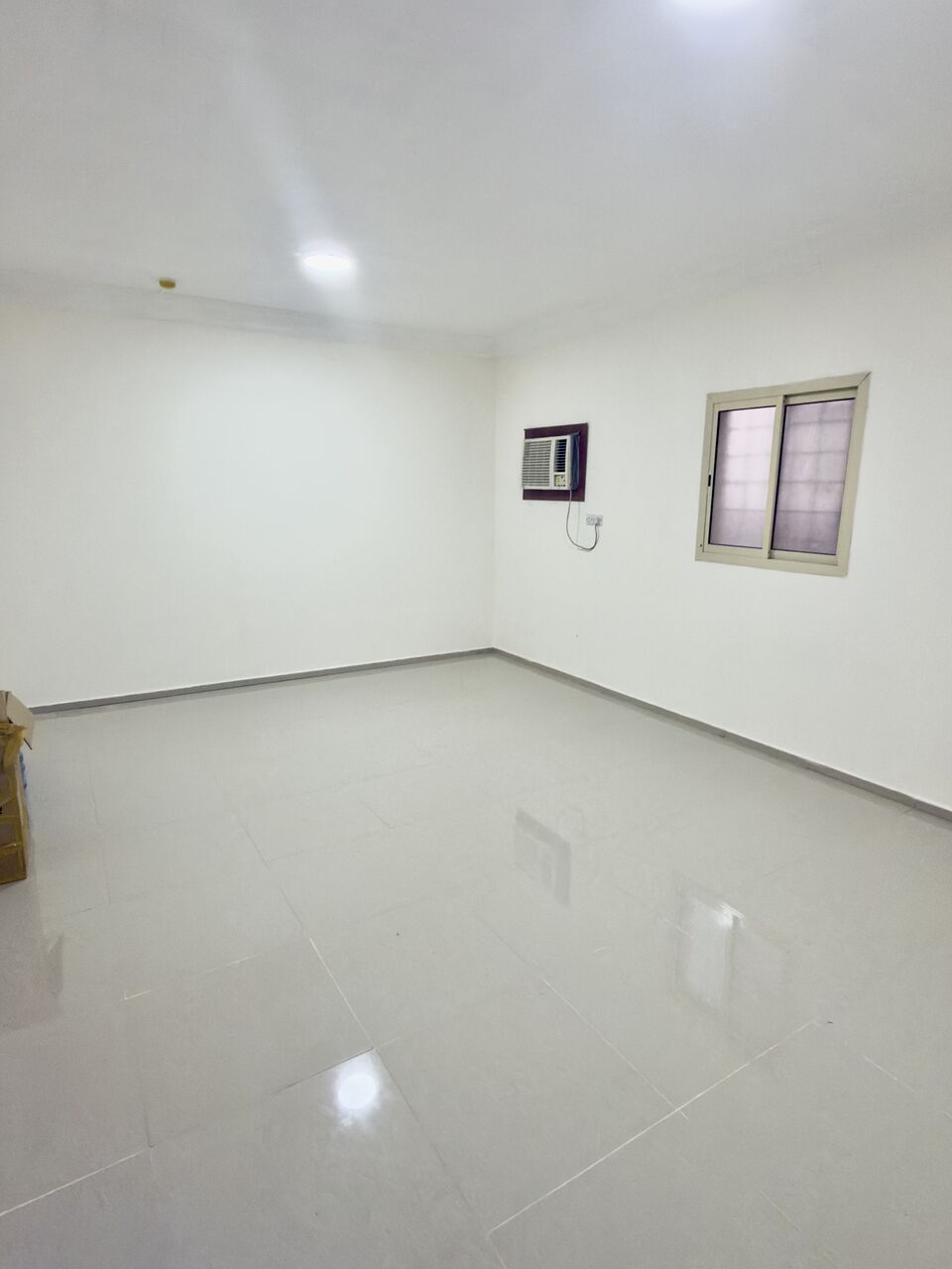 Jubail, Rooms for Rent, SAR 1000/month,  Room With Attached Bathroom For Rent