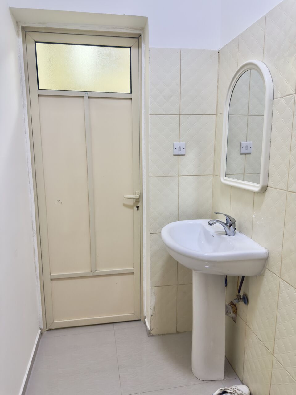 Jubail, Rooms for Rent, SAR 1000/month,  Room With Attached Bathroom For Rent