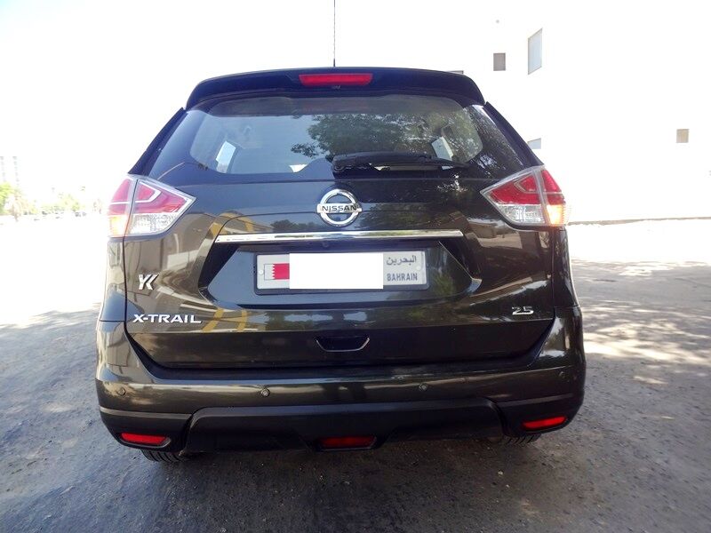 Manama, Vehicles, Cars & Trucks , BHD 4400,  Nissan X-Trail,  2017,  Automatic,  98000 KM,  Nissan Xtrial - 2.5Ltrs, Mid-Option , Very Clean, Very Urgent Sale
