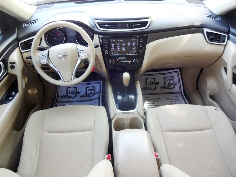 Manama, Vehicles, Cars & Trucks , BHD 4400,  Nissan X-Trail,  2017,  Automatic,  98000 KM,  Nissan Xtrial - 2.5Ltrs, Mid-Option , Very Clean, Very Urgent Sale