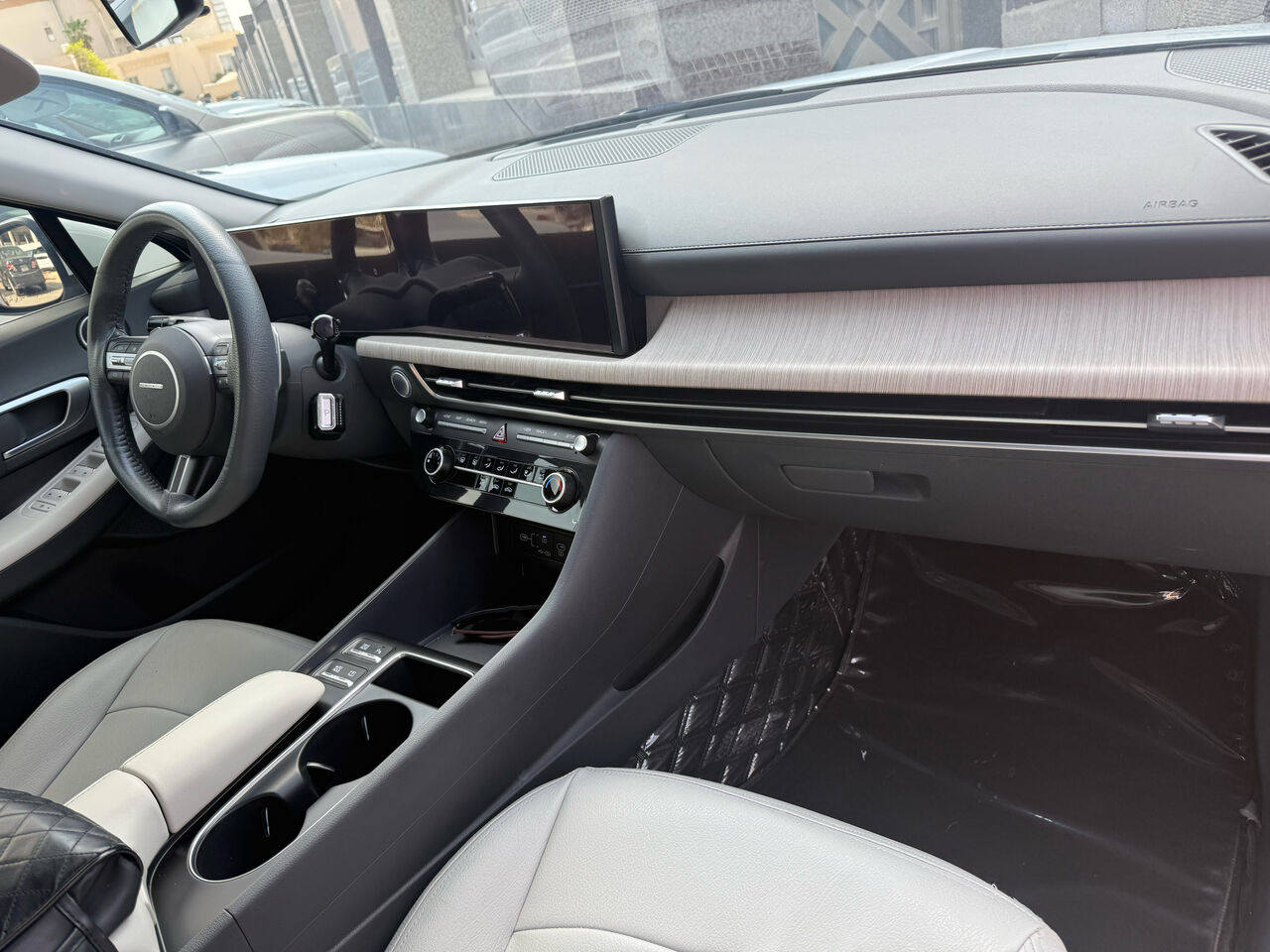 Riyadh, Vehicle Lease Transfer, SAR 2015,  2025 Hyundai Sonata(Smart) 14,000 Km