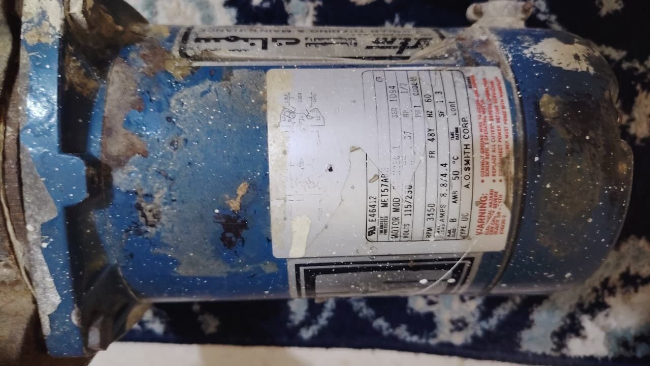 Riyadh, Electrical & Plumbing, For Sale: Electrical Meters + Water Pump