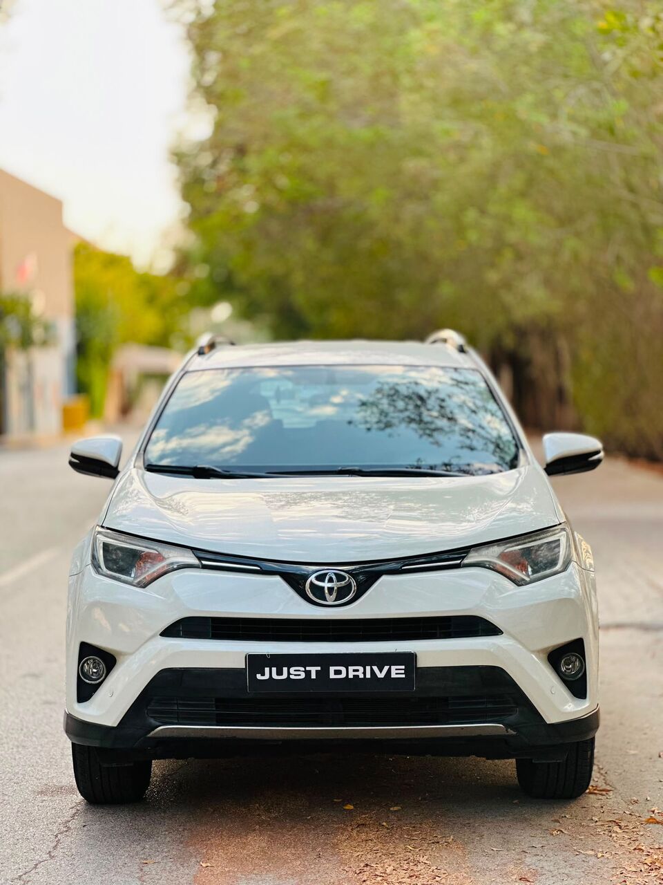 Segaya, Vehicles, Cars & Trucks , BHD 4950,  Toyota RAV4,  2016,  Automatic,  99000 KM,    MODEL WITH 1 YEAR PASSING AND INSURANCE CALL OR WHATSAPP ON 35400768 ,336