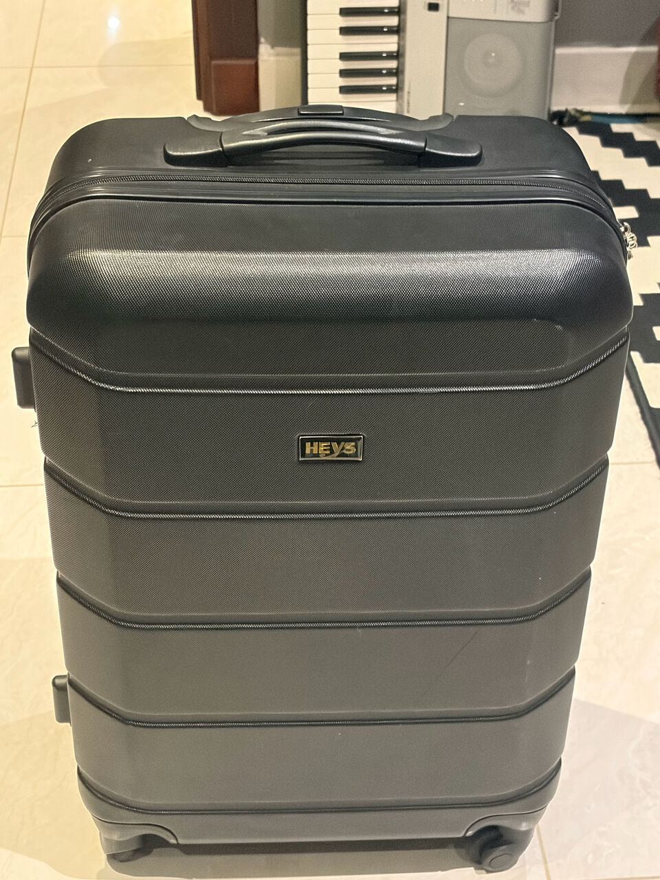 Riyadh, Purses & Wallets, SAR 60,  Heys 22 Inch Suitcase