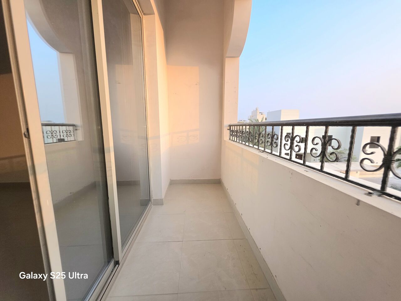 Tubli, Apartments, Flats, Houses & Villas, BHD 220/month,  3 BR,  Spacious 3 Bedroom Semi Furnished Apartment For Rent.