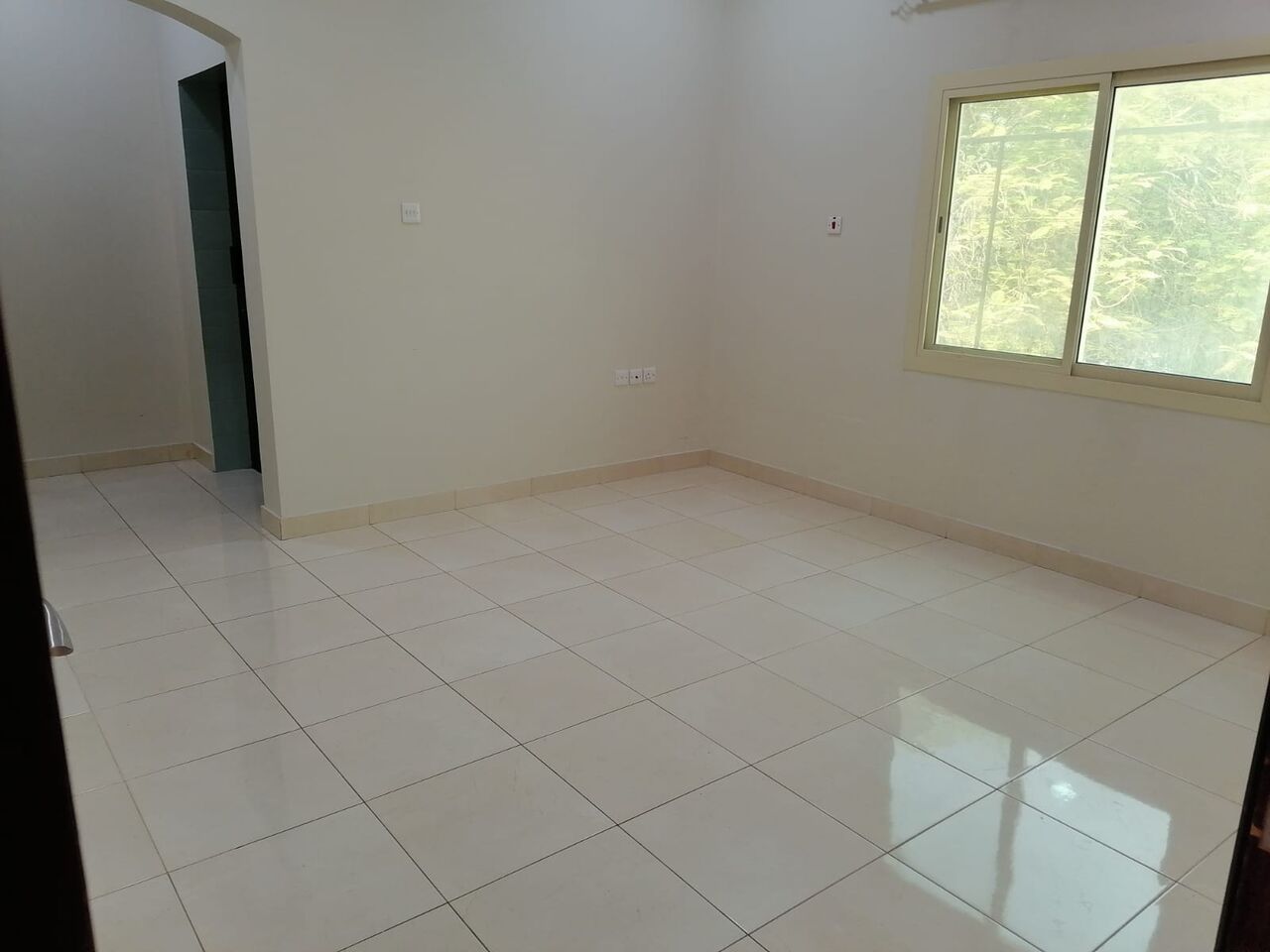 Manama, Apartments, Flats, Houses & Villas, 2 BR,  Residential Apartment For Rent In Al-Markh,