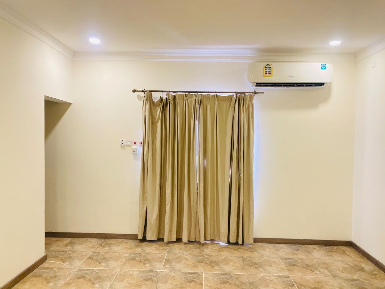 Riffa, Apartments, Flats, Houses & Villas, BHD 180/month,  1 BR,  80 Sq. Meter,  1 Bedroom Apartment Available For Rent In Riffa