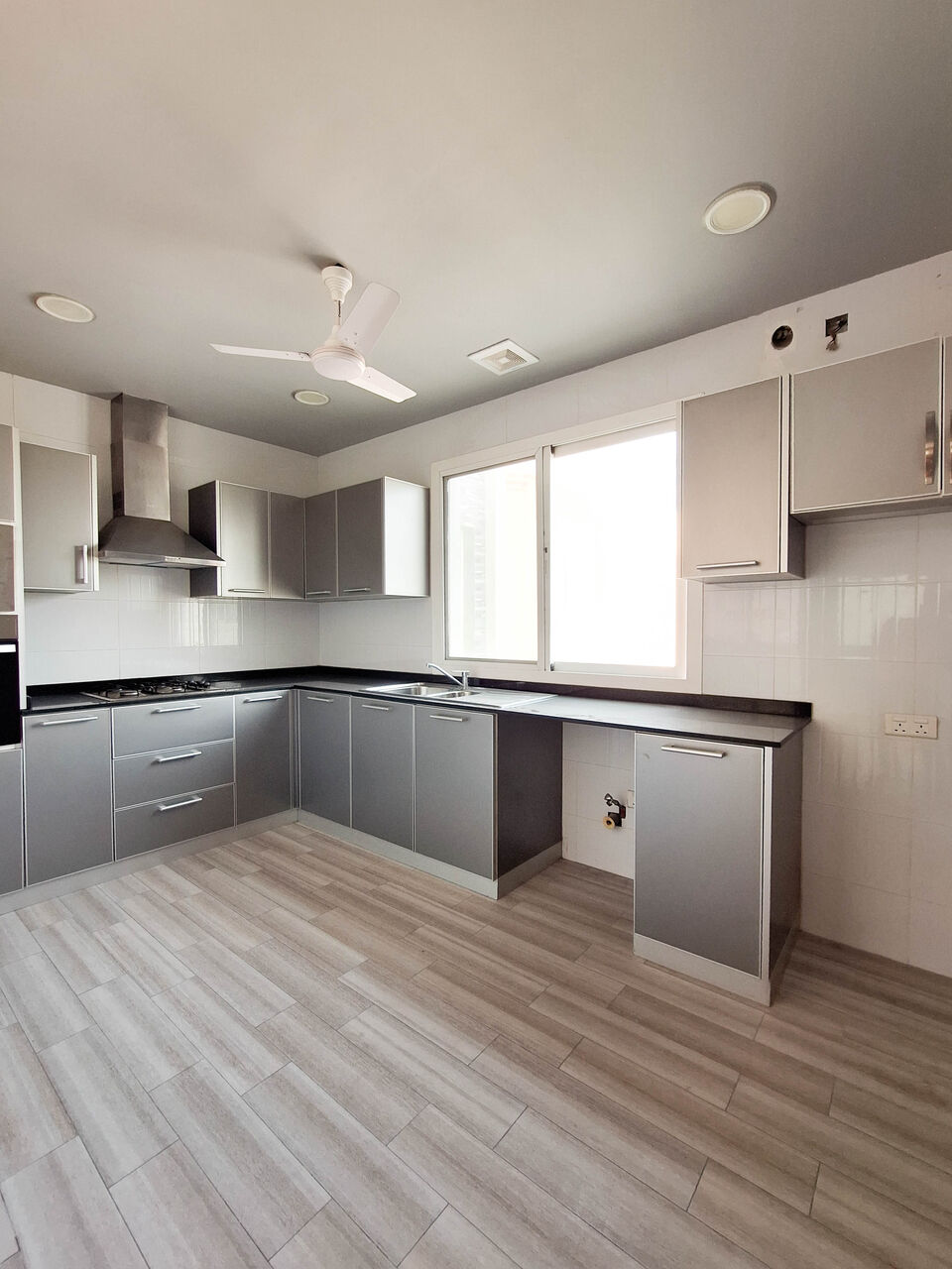 Jid Ali, Apartments, Flats, Houses & Villas, BHD 210/month,  2 BR,  For Rent An Apartment In Jid Ali Area.