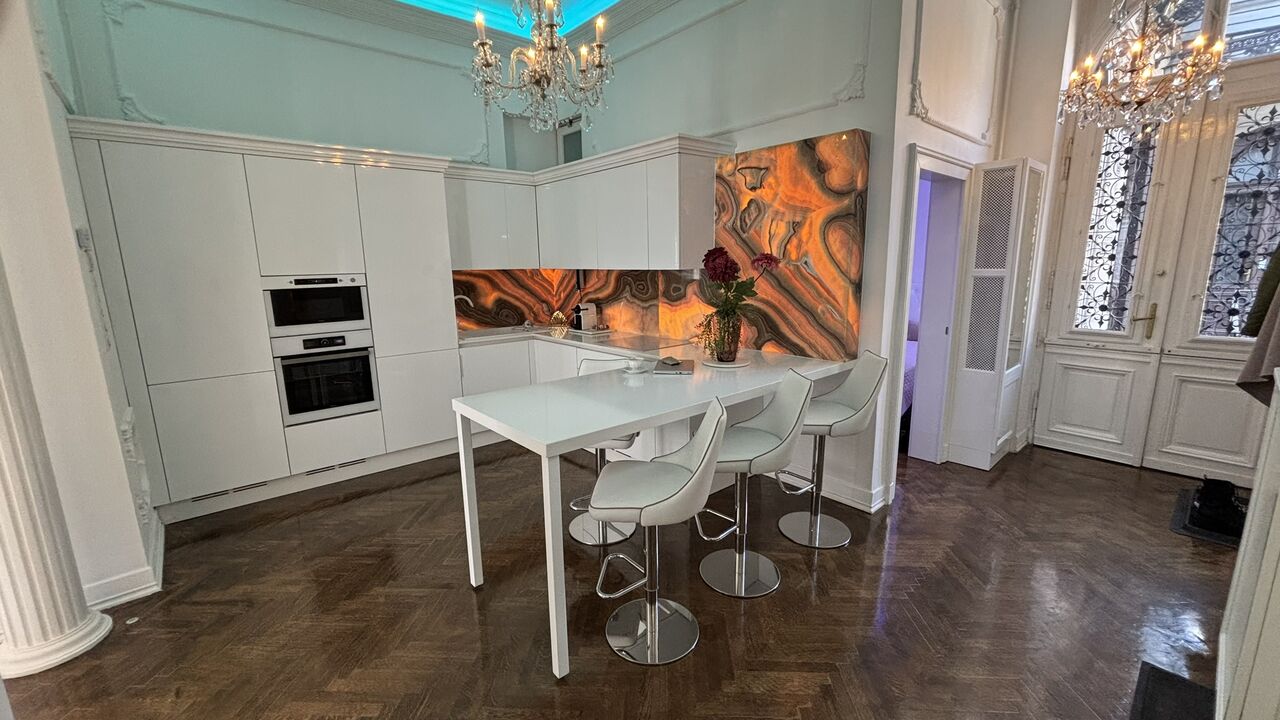 Budapest, Apartments, Flats, Houses & Villas, EUR 2500/month,  Furnished,  3 BR,  114 Sq. Meter,  Exclusive 114 M² Luxury Apartment For Rent On Andrássy Avenue In The Callas House