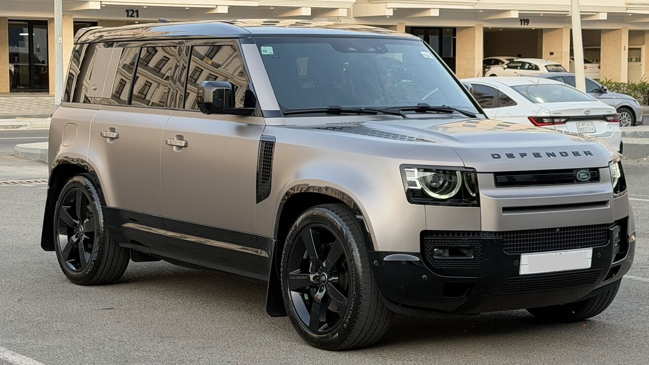 Jeddah, Items Wanted, 2023 Land Rover Defender 110 V8 Supercharged
