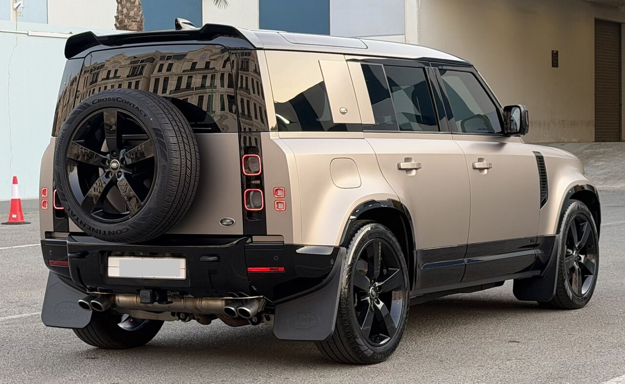 Jeddah, Items Wanted, 2023 Land Rover Defender 110 V8 Supercharged