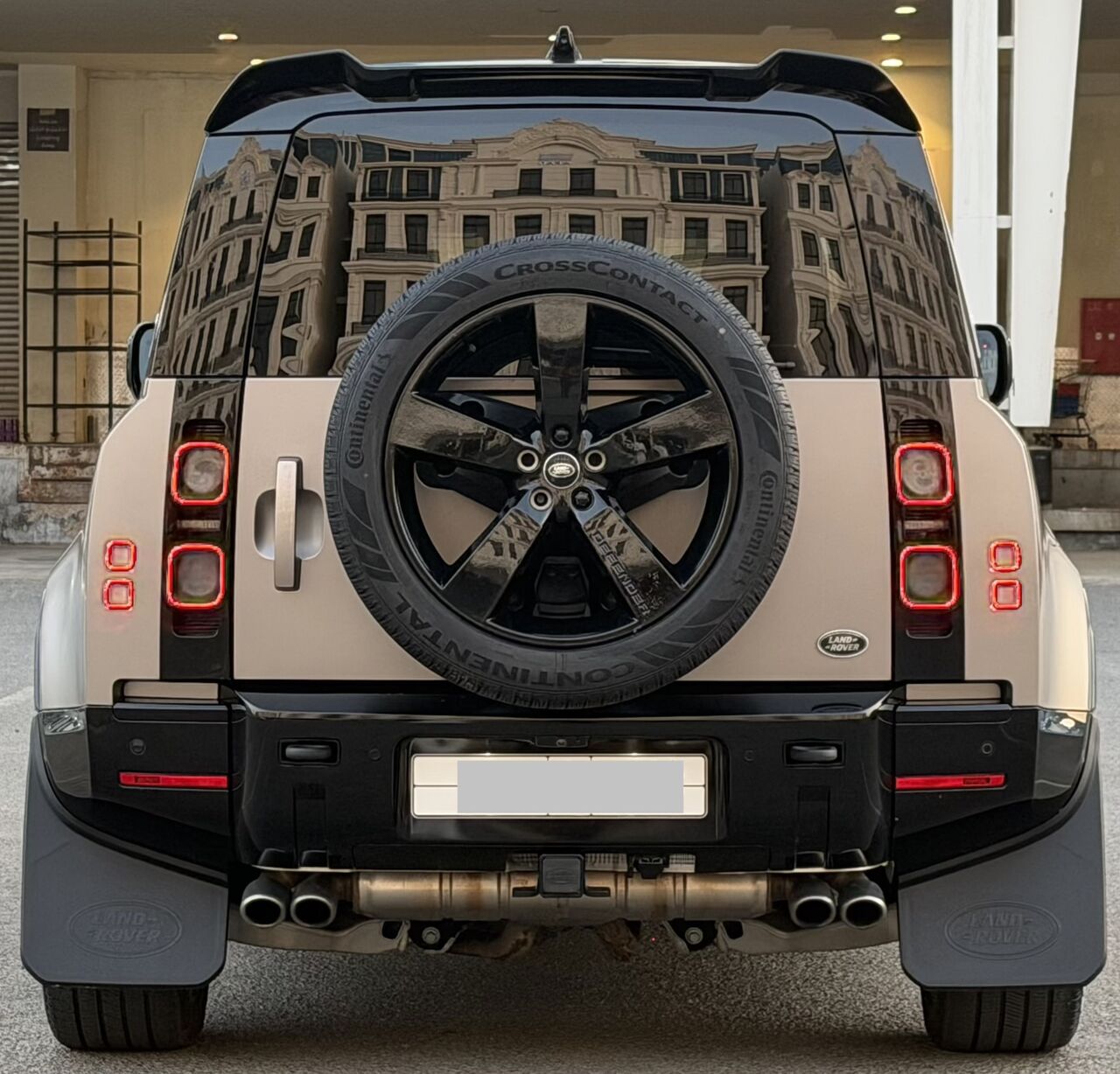 Jeddah, Items Wanted, 2023 Land Rover Defender 110 V8 Supercharged