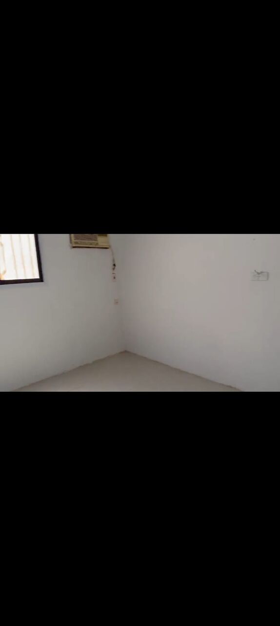 Al Malaz, Apartments, Flats, Houses & Villas, SAR 35000/year,  3 BR,  Family Apartment First Floor With Large 3 Beadrooms 2bath Well Maintain House
