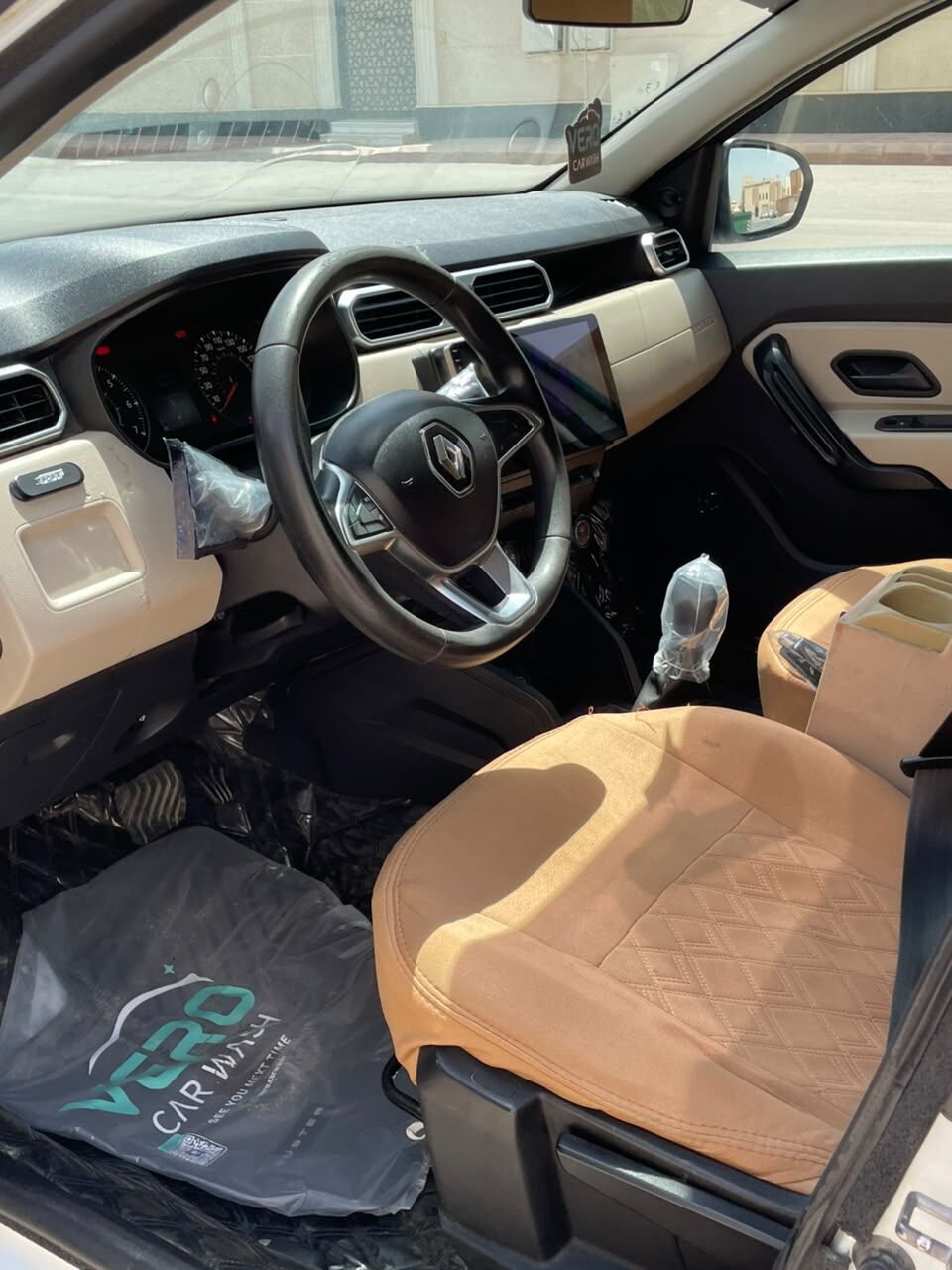 Riyadh, Vehicles, Cars & Trucks , SAR 22000,  Renault Duster,  2020,  Automatic,  143297 KM,   All Original