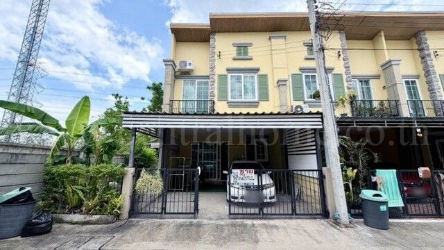 Bangkok, Real Estate For Sale, THB 3500000,  4 BR,  29 Sq. Feet,  Townhome Golden Town On Nut - Phatthanakan Prawet Behind The Edge.