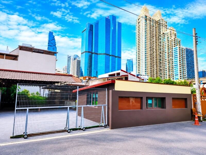 Bangkok, Villas, THB 119997,  201 Sq. Feet,  BTS St. Louis 486 M. ABAC 260 M. Sathorn! For Rent: Shop, Showroom, Empire Tower, 450 M.,