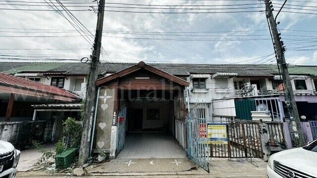 Bangkok, Real Estate For Sale, THB 725000,  2 BR,  21 Sq. Feet,  2-story Townhouse, Chaiticha, Lam Luk Ka, Khlong 8, Wide Front House, Complete Additions,