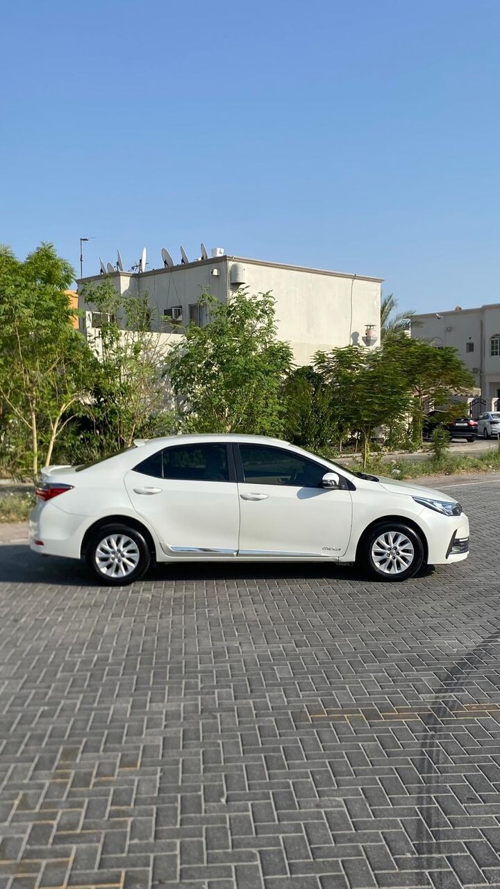Hamad Town, Vehicles, Cars & Trucks , BHD 4100,  Toyota Corolla,  2018,  Automatic,  160000 KM,  Corolla  Neat And Clean For Sale