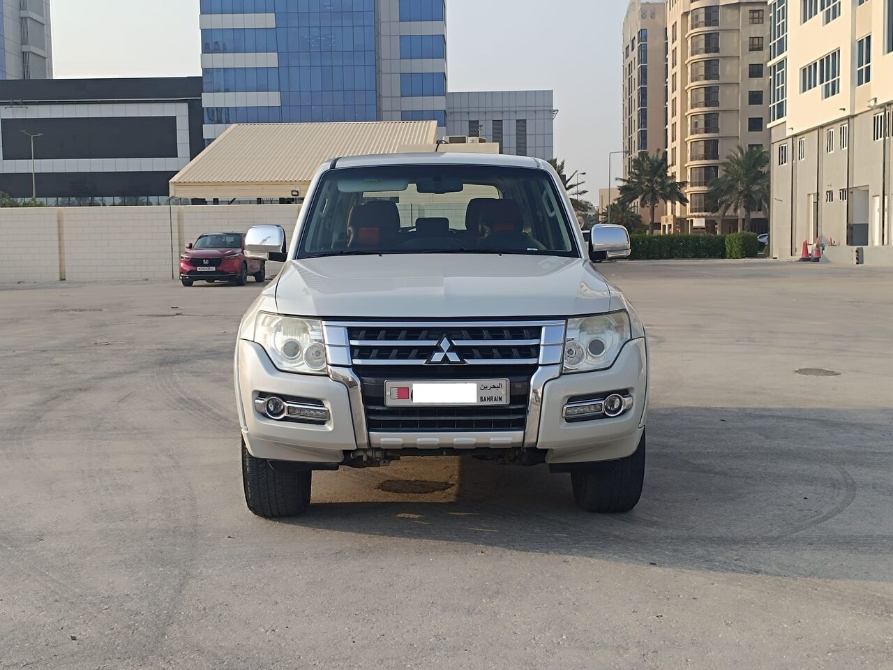 Manama, Vehicles, Cars & Trucks , BHD 4600,  Mitsubishi Pajero,  2018,  Automatic,  113000 KM,  EXCELLANT CONDITION