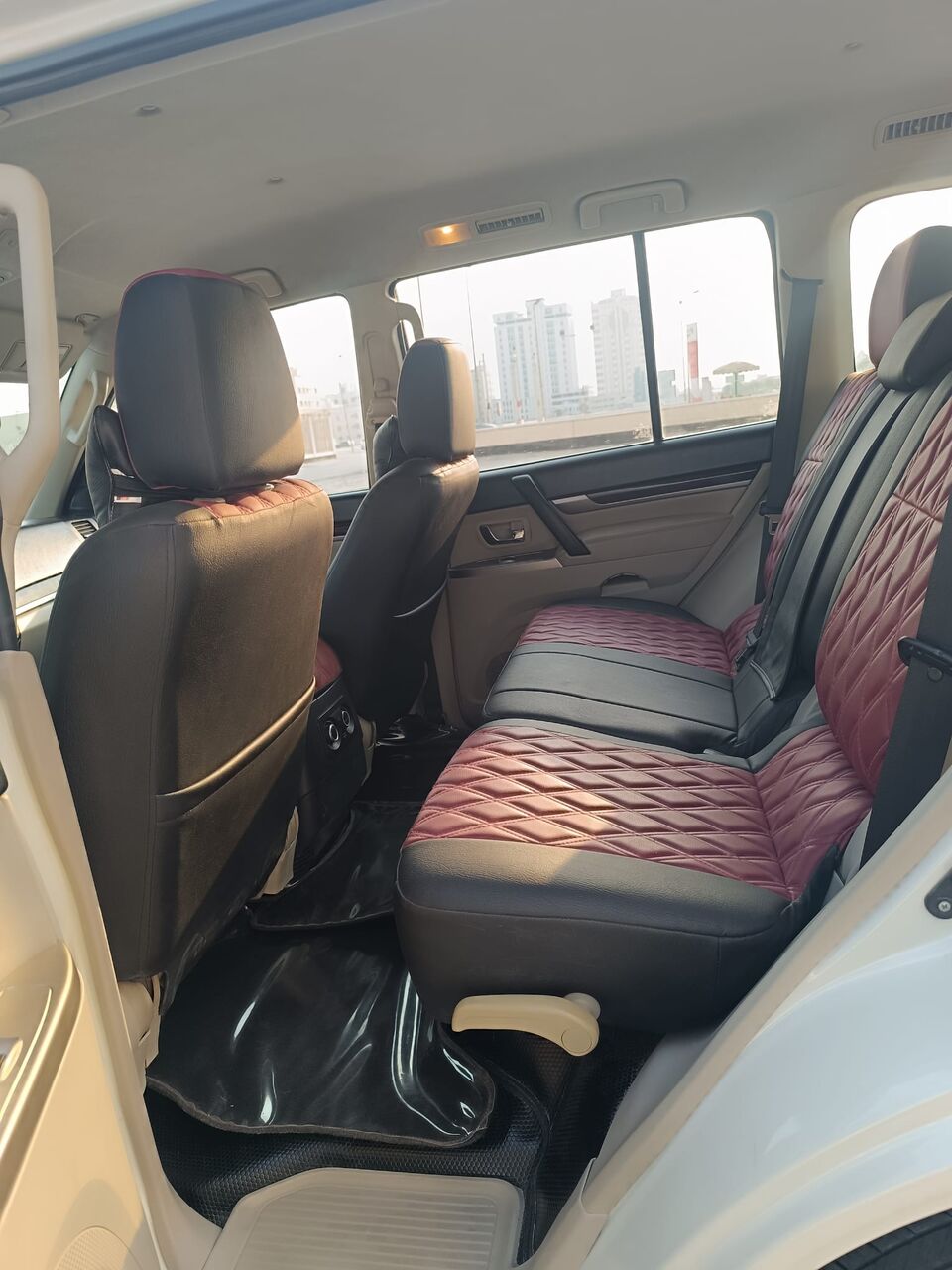 Manama, Vehicles, Cars & Trucks , BHD 4600,  Mitsubishi Pajero,  2018,  Automatic,  113000 KM,  EXCELLANT CONDITION