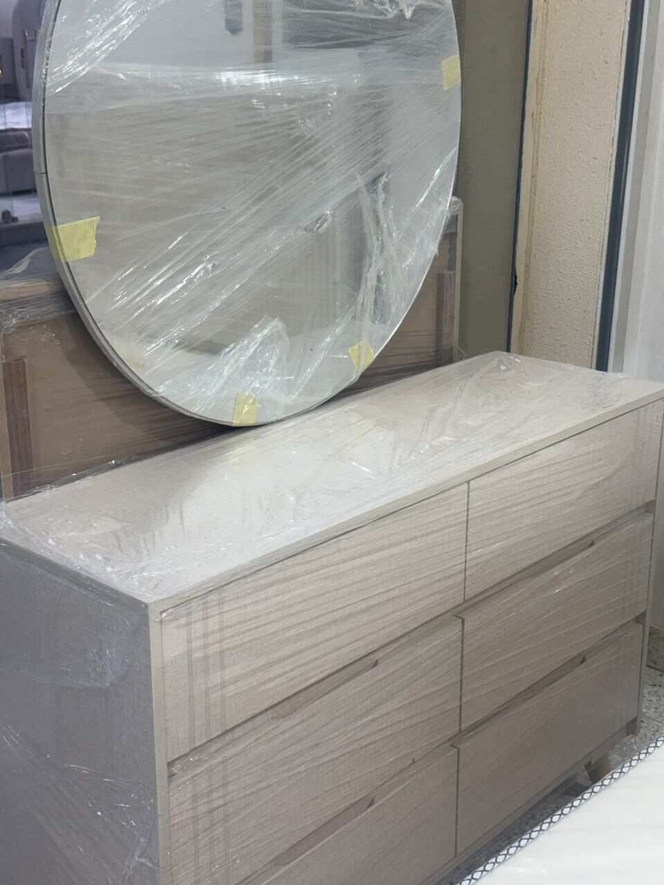 Al Shifa, Furniture, SAR 11,  New Bdrom Set Pakistani 🇵🇰