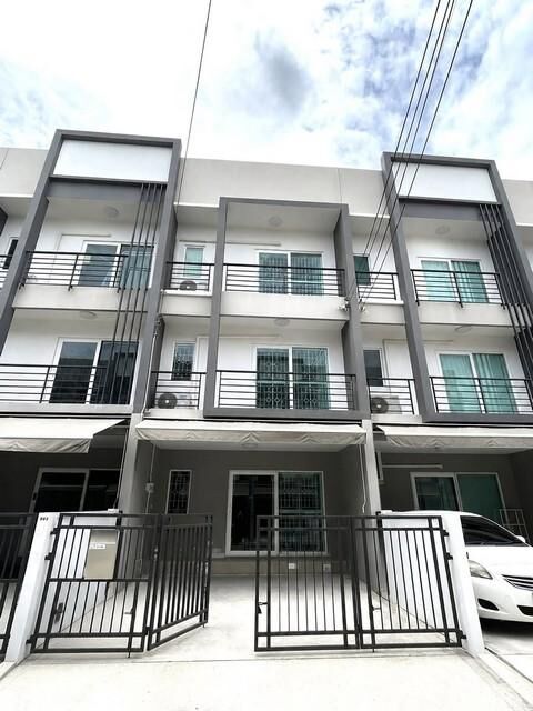 Bangkok, Villas, THB 30000,  20 Sq. Feet,  3-story Townhome For Rent, Klang Muang Village, Suan Luang, Chaloem Phrakiat Rama 9, Soi