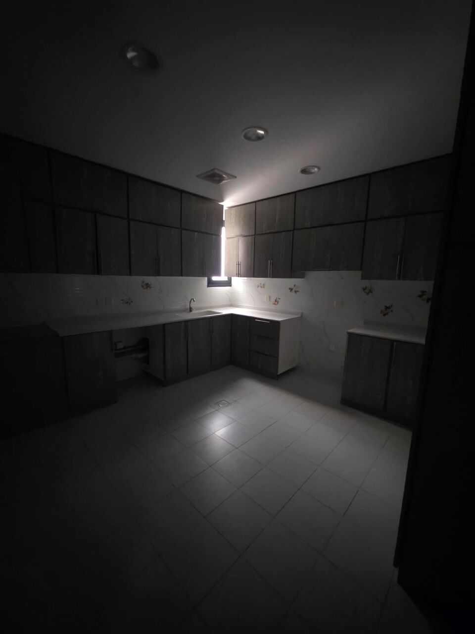 Khobar, Apartments, Flats, Houses & Villas, SAR 29600/year,  3 BR,  New Luxury 3 Bedrooms, A Hall, 2 Bathrooms,  Kitchen,with Air Conditioners And Elevator,pr
